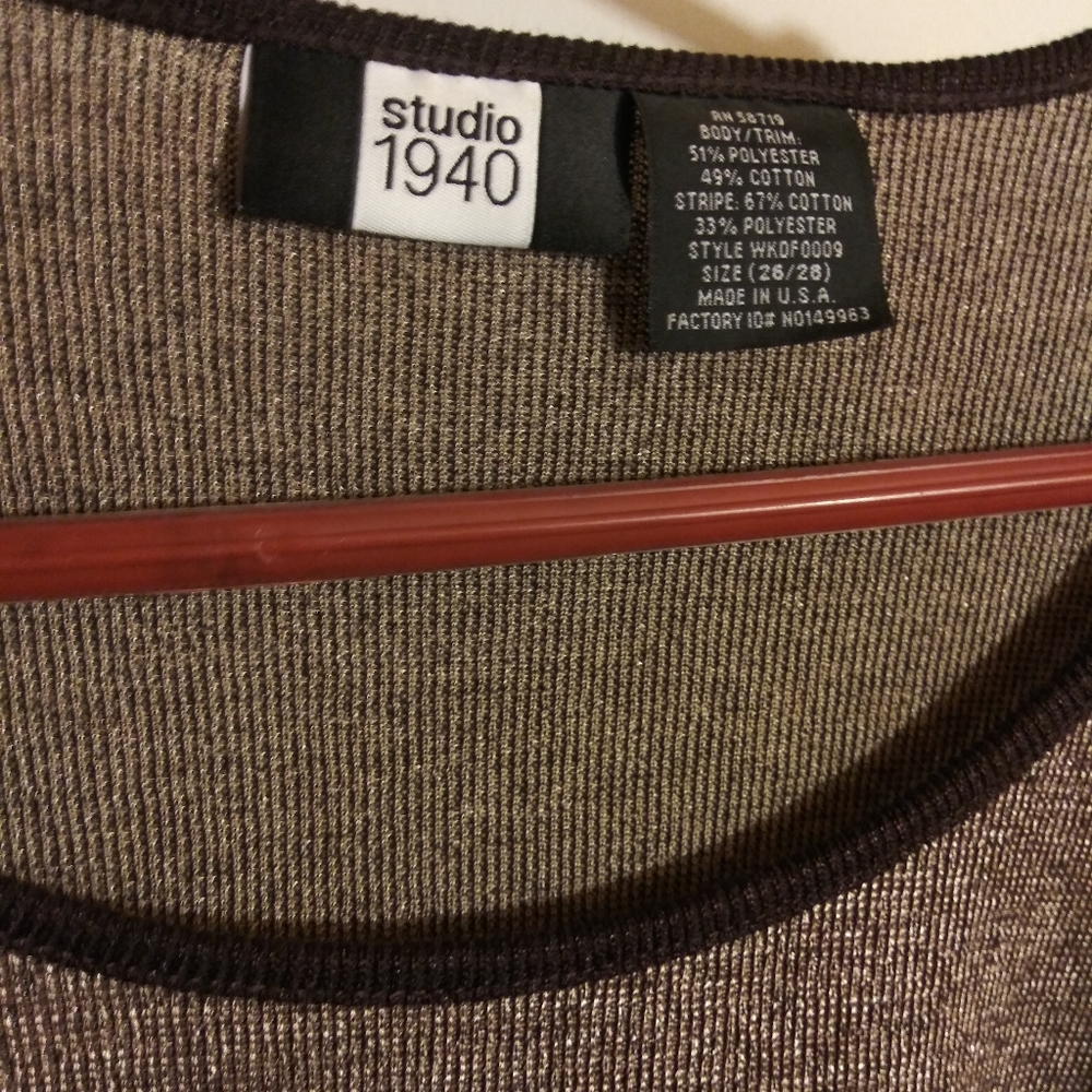 Lightweight Sweater - Picture 5 of 5
